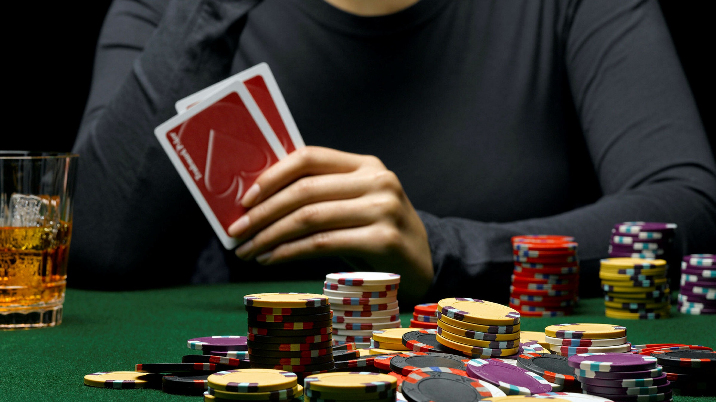 Gamblers podcast is a mesmerising glimpse into a shadowy lifestyle | Financial Times